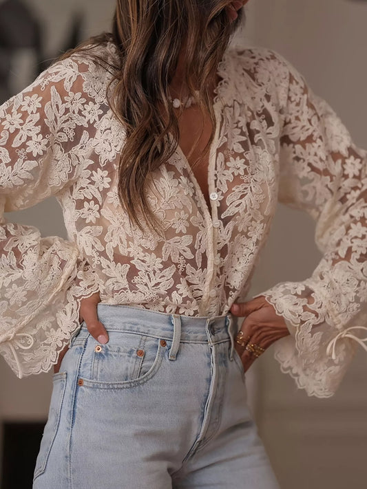 Emma |Camisa de manga larga con botones de encaje