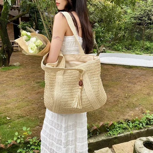 Bolsa -Elegante de mano de paja trenzada